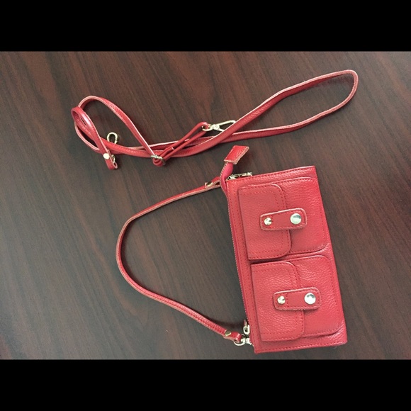 SOLD*Red leather crossbody bag - Picture 14 of 14